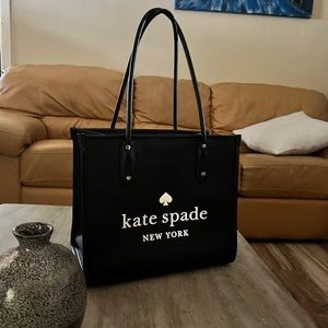 I PAID 398.00 KATE SPADE TRAVEL BAG/LARGE TOTE
